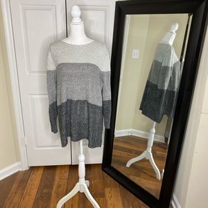 Lightweight Tri-Color Sweater